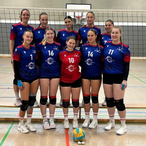 Hier kommen noch die Spielberichte der letzten Woche.

Herren 2 hat am Montag leider 0:3 verloren. Die Annahme war...