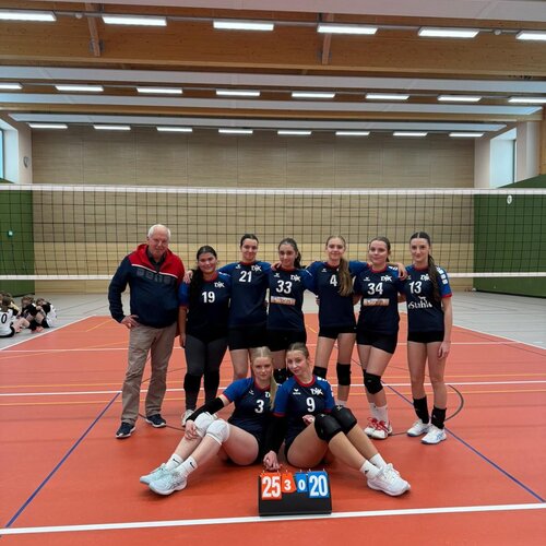 Am letzten Wochenende mussten sich unsere 2. Herren leider 1:3 geschlagen geben. Die Mannschaft hatte kleine Probleme,...